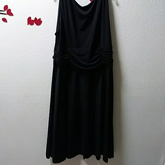 A Beautiful Black Dress - Picture 3 of 3